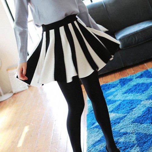 Fashionable Women s Color Block Pleated Knitted Skirt white black ...